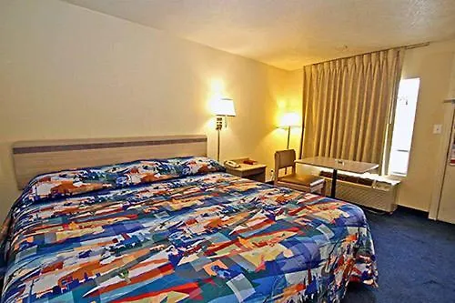 Knights Inn Jacksonville Airport